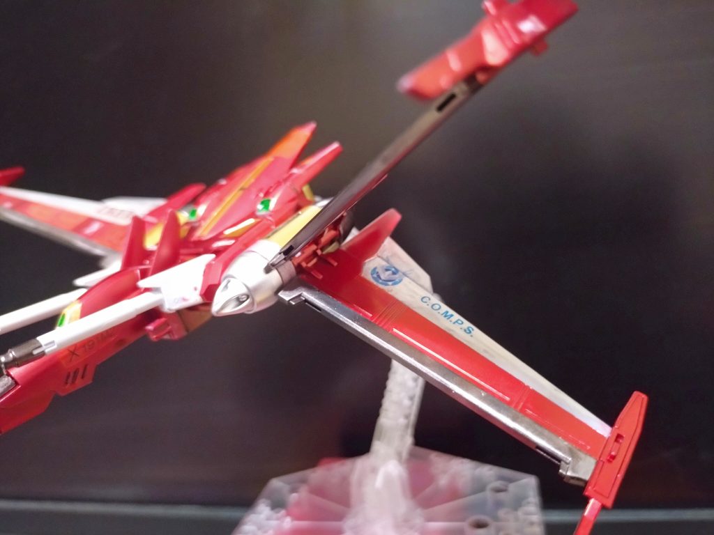 反対側にはコンパス