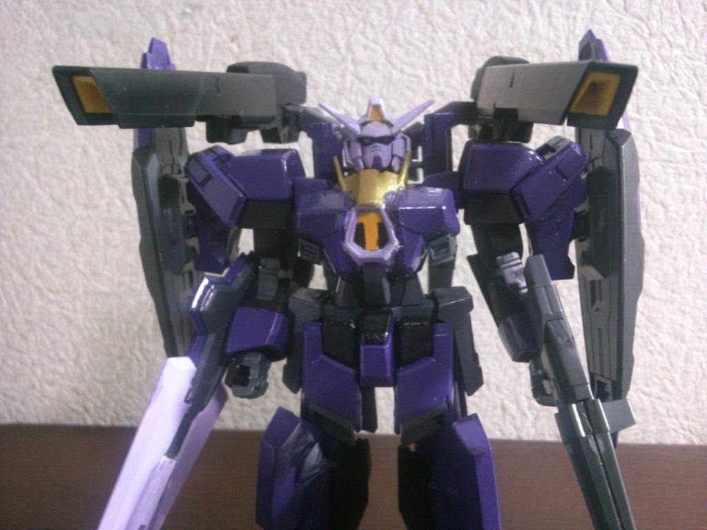 強化装甲は完全に固定されており、着脱不可。