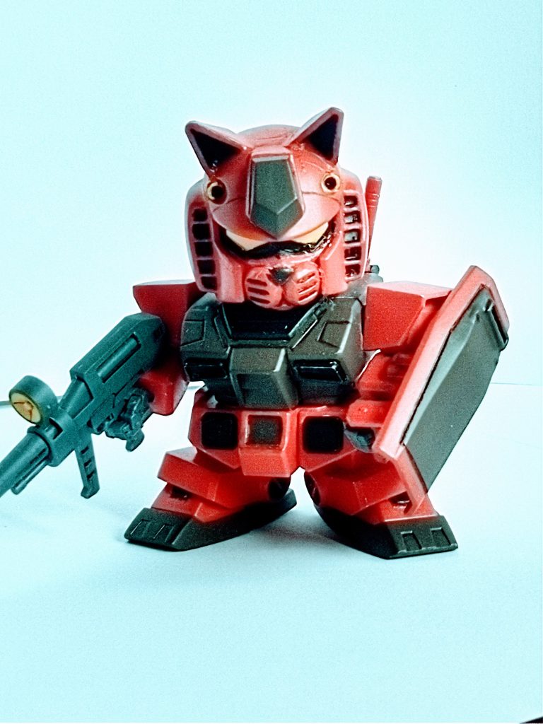 ニャア専用ガンダム