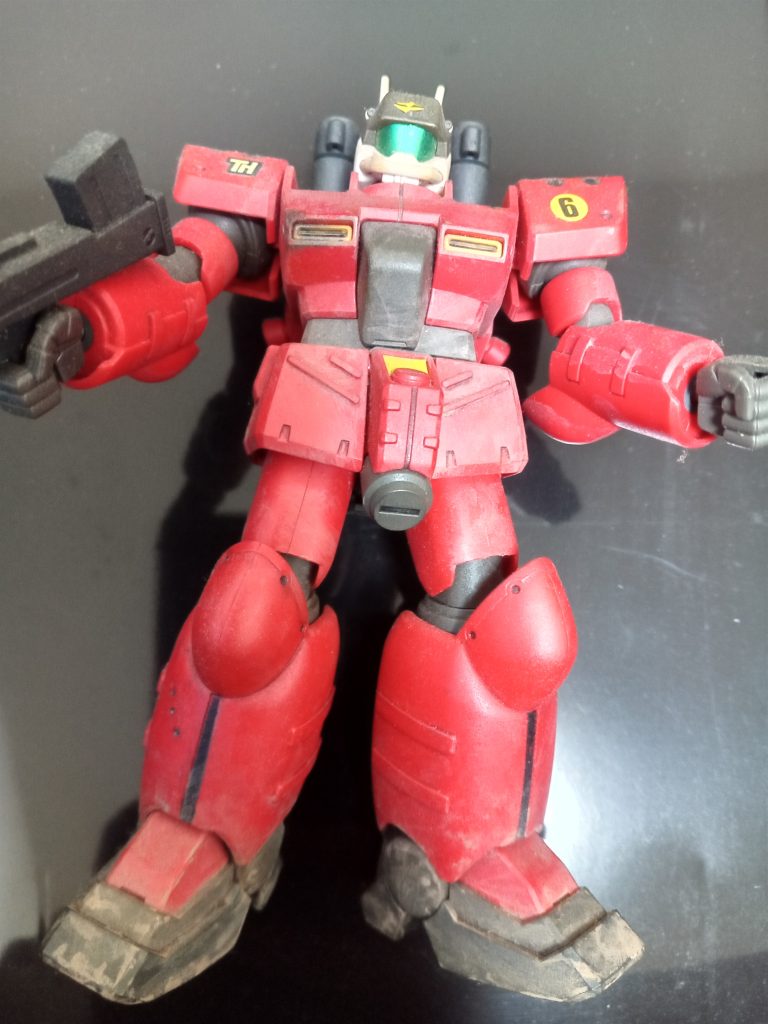 作品名：どっちにしようか<p>次はストックの旧キットをのんびり組もうかと思ってたのですが、昔作った量産型ガンキャノンをジオン鹵獲機風に塗装し直そうかなと考えたり。どちらにせよ次は改造とかはせず塗装を楽しみたいと思います。</p>