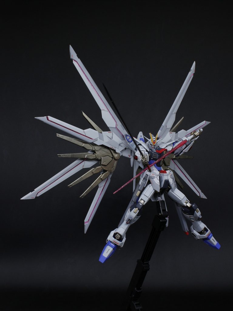 HG　マイティストライクフリーダムガンダム–3枚目/制作者：@Asamoke