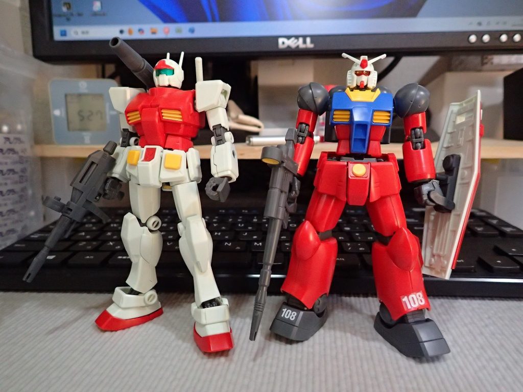 軽キャノン制作により余剰パーツとなってしまった「重ガンダム」。