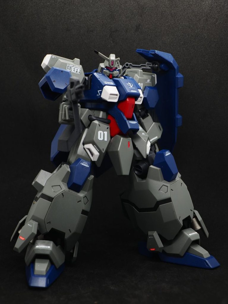 こんな重装甲のジェガンより優秀そうな機体なのに、パイロットがあれでは・・・(gundam-kao5)