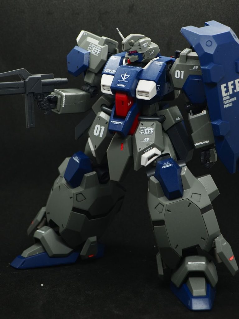 デカールも色々な物の寄せ集めですが、２号機用に専用のデカール準備したので、次は大分違う物をお見せ出来そうです(gundam-kao6)