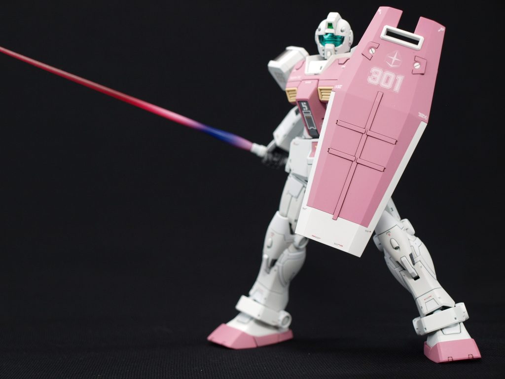 こわいガンダムがでてくるあれ。根元を青っぽくしましたが、いまいちでした。