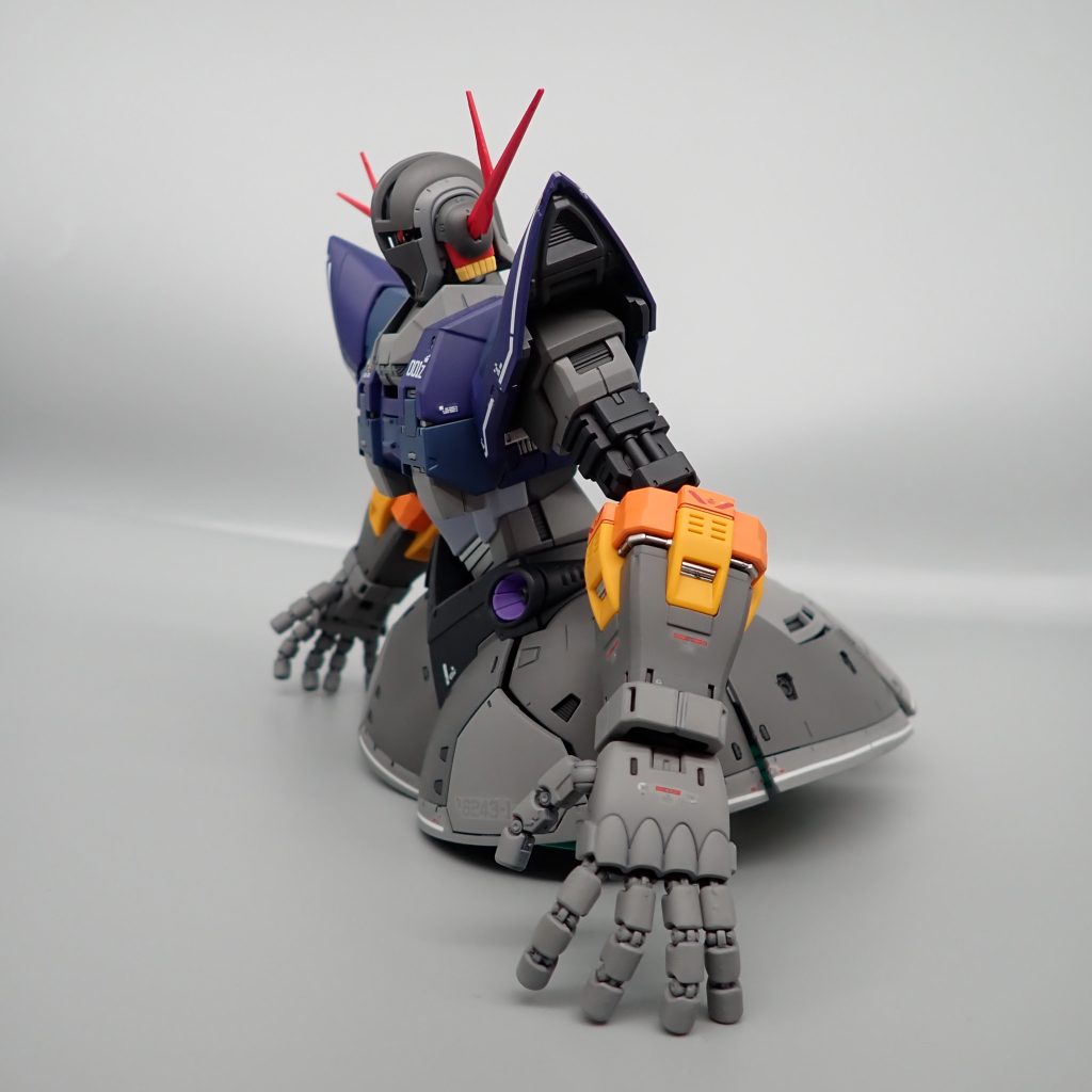 ジオング–5枚目/制作者：アンジェロのプラモデル工房