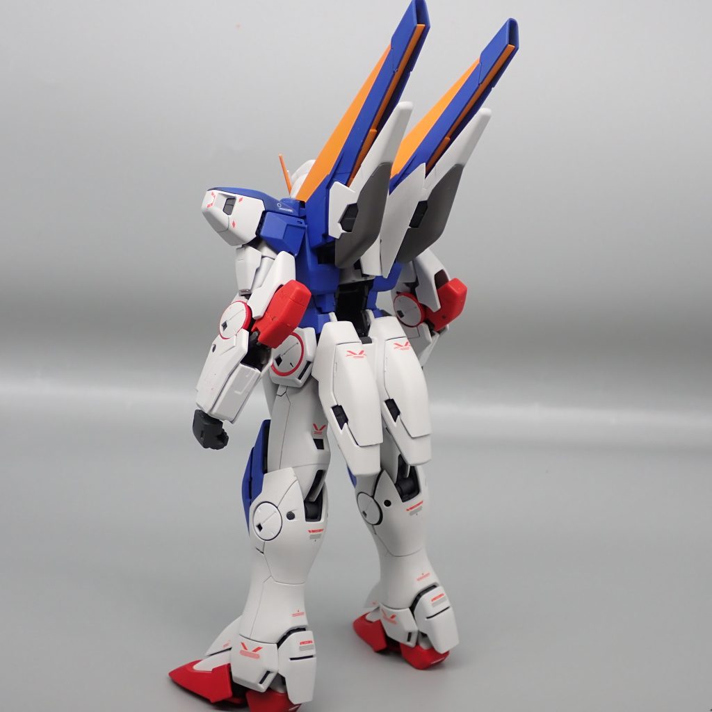 V2ガンダム–3枚目/制作者：アンジェロのプラモデル工房