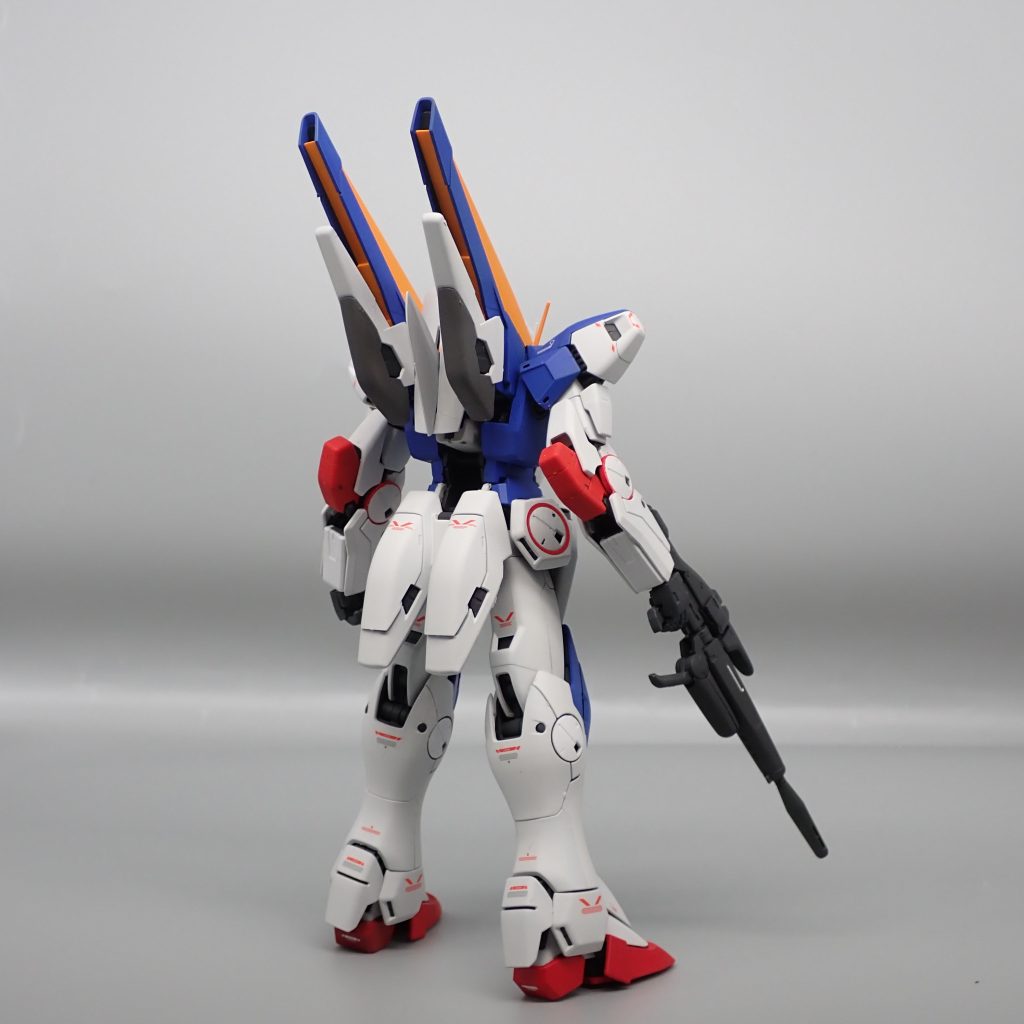 V2ガンダム–4枚目/制作者：アンジェロのプラモデル工房