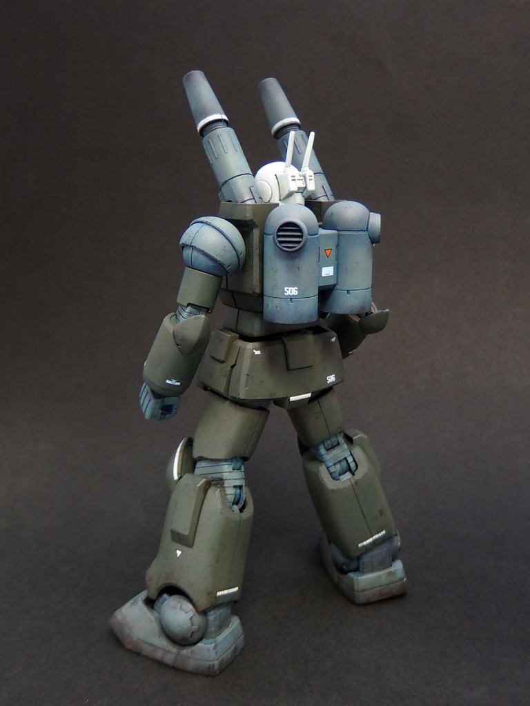 バックショット。やはり青みが出ています。