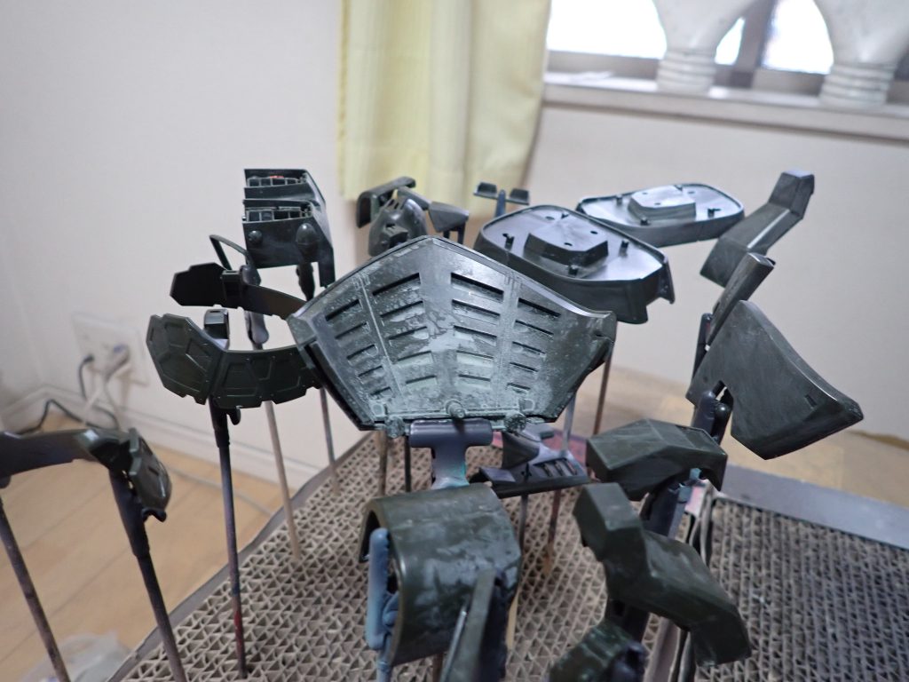 艶消しスプレーかなり残っています。