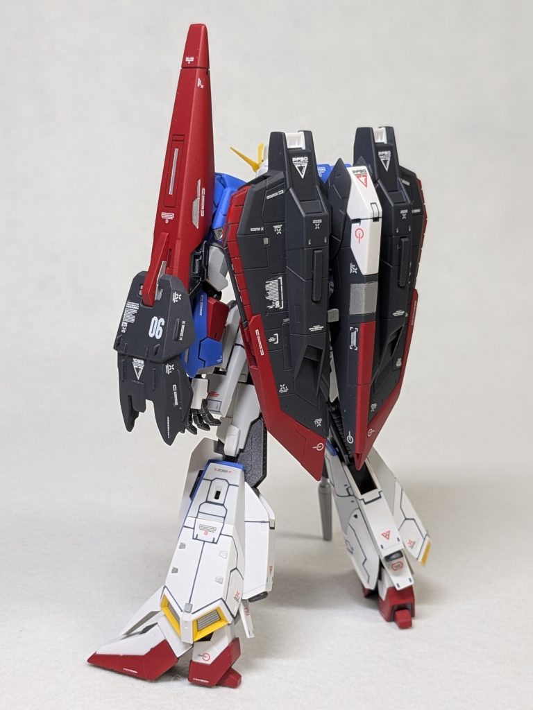 ウェイブライダーにして楽しみたかったですが、やはりあきらめました。2体目を作ったらウェイブライダーにしましょうか。いつのことやら。