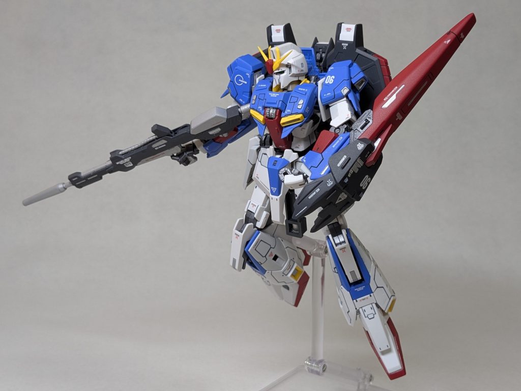 また今回、青と赤と黒と内部フレームを缶スプレー塗装したのですが、ふつふつと全塗装欲が沸いてきます。自分で調色できたら、一層、楽しいだろうな、、、