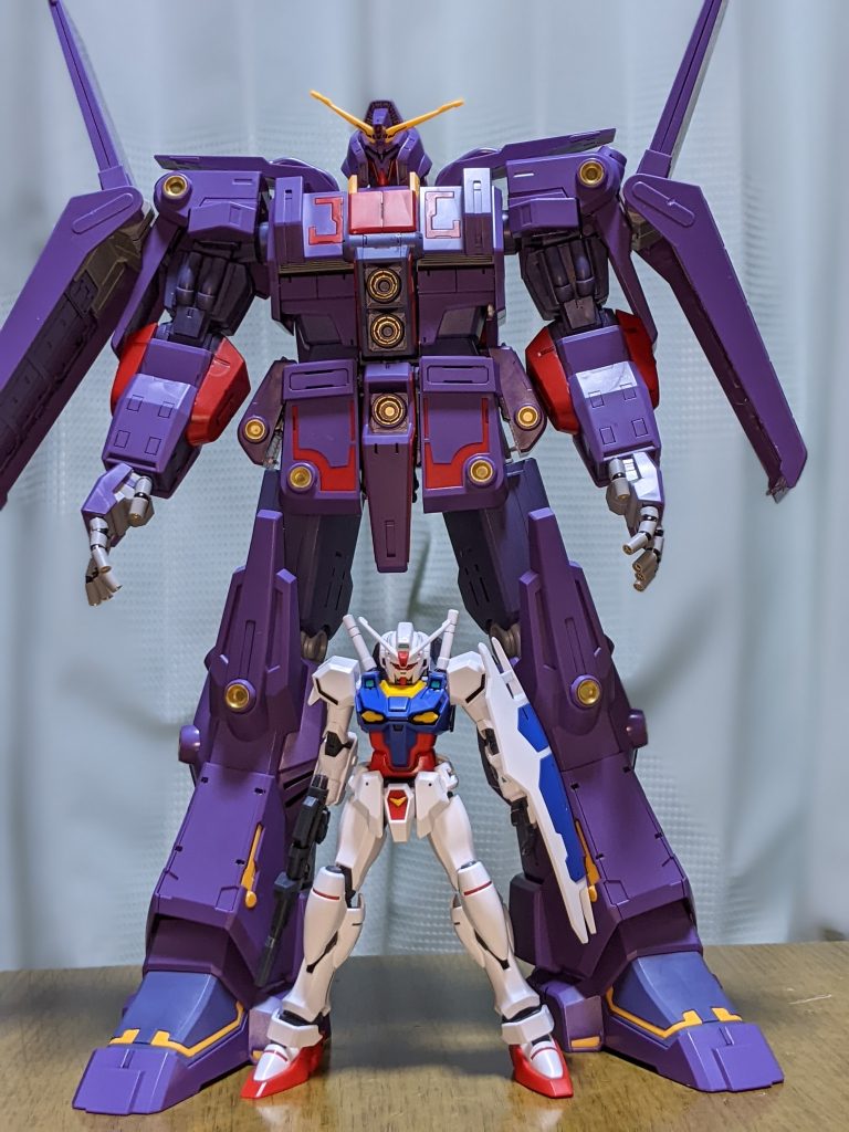 おまけ２：エンゲージガンダムと比べるとなおさらサイコMk-IIの大きさを感じます。皆様にも伝わると良いのですが…