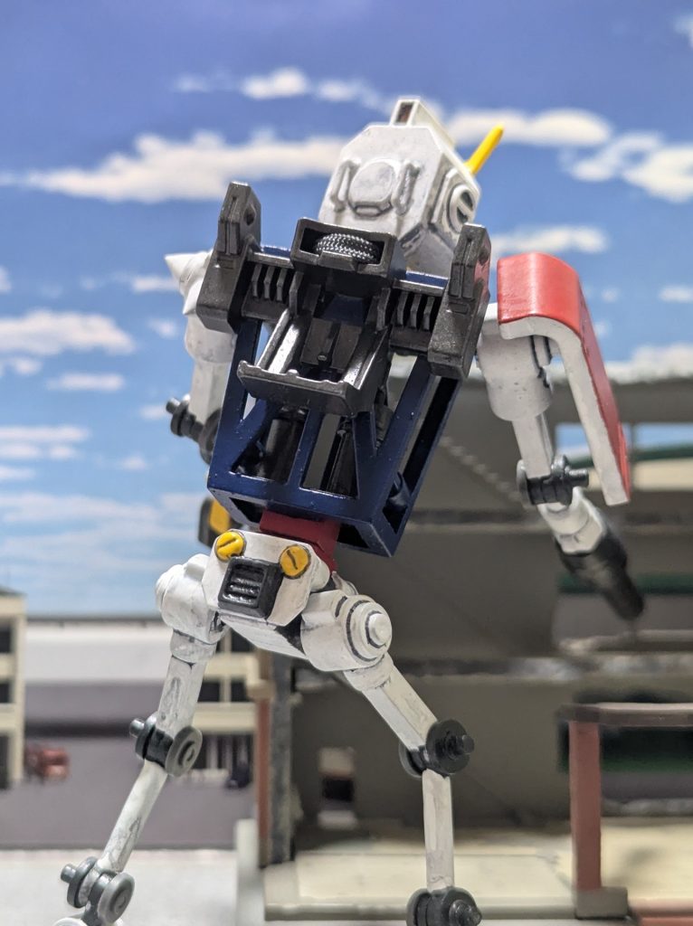 活躍想像図D地区に正体不明の機体が出没し破壊活動を行っていると入電。直ちに出動されたし!