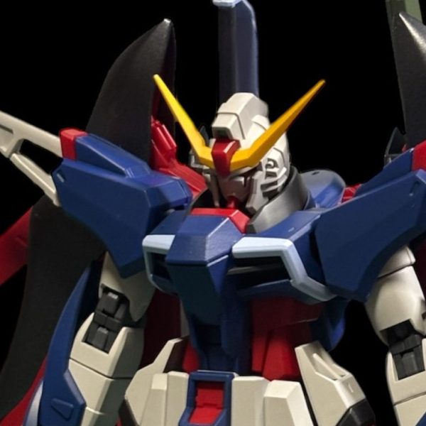 デスティニーガンダム