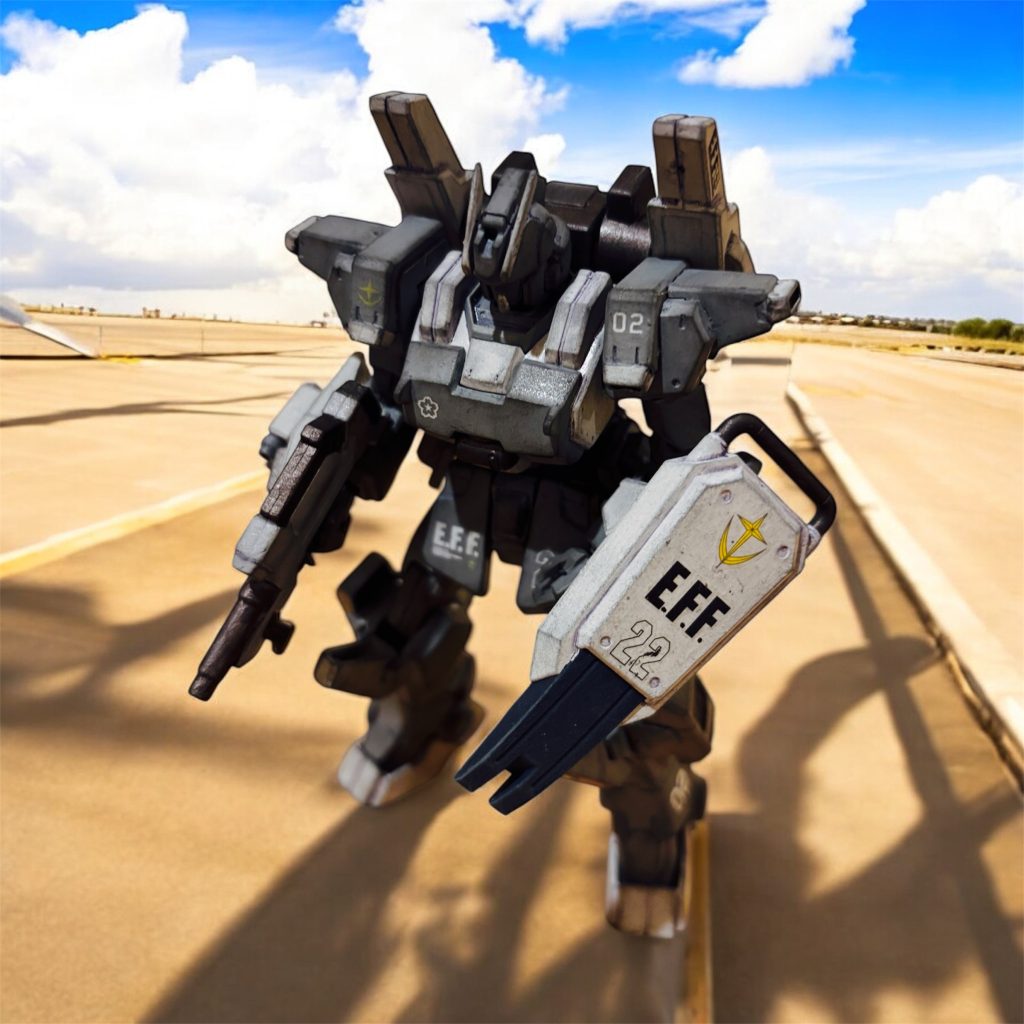 胸部装甲の桜のマークは、パイロットのパーソナルマークのつもりです。