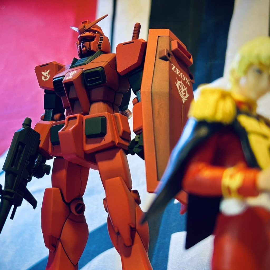 Amazon.co.jp: MG 1/100 RX-78/C.A キャスバル専用 ガンダム