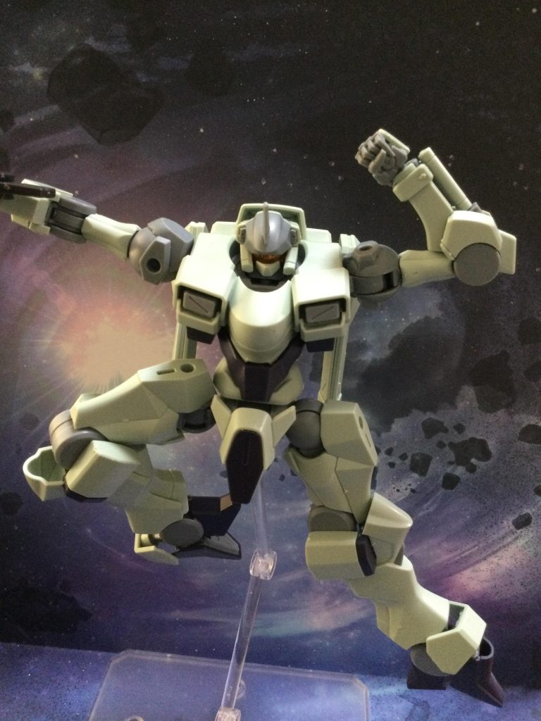 気を取り直して。可動域はぜんぜん問題なし。