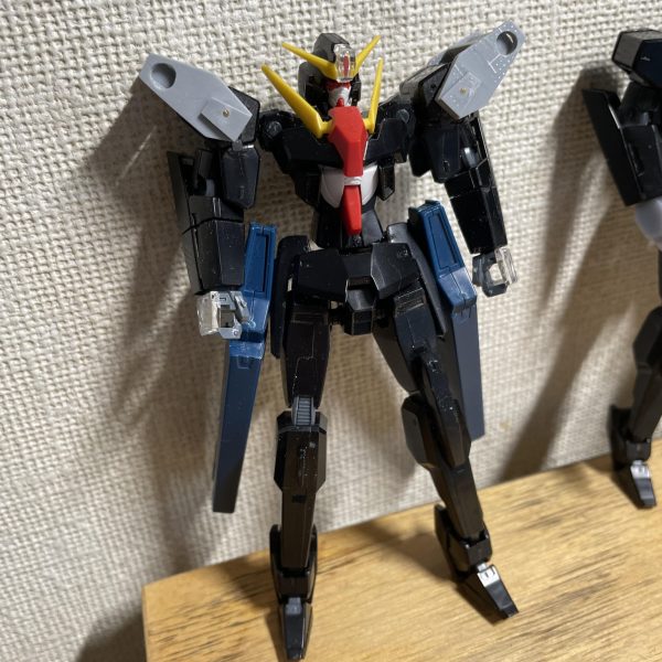 セムはハンドパーツとシールドを初めて3Dプリンタで制作しました。まじで3dモデリングが大変でした。正直シールドはプラ板から切り出した方が絶対早い！セム二機目を今日中にロールアウトできるように頑張ります（2枚目）