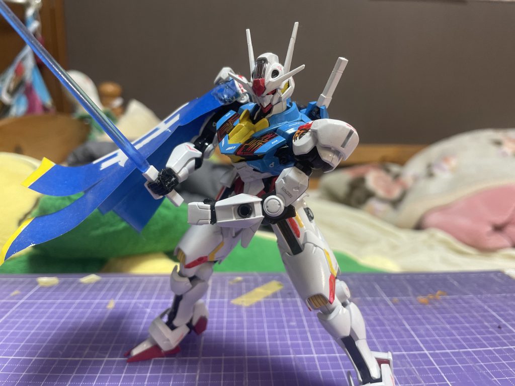 アクション③【劇中ビームサーベル構え】