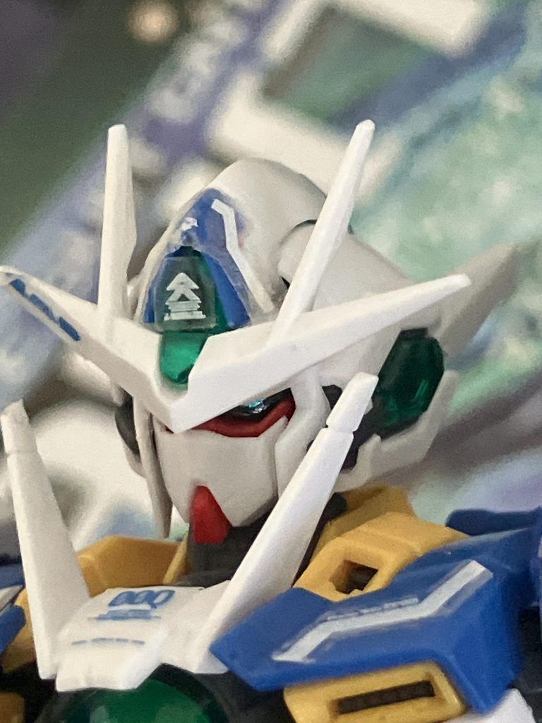 顔のイケメンフェイス伝わるだろうか。シャープなのがいいのかも