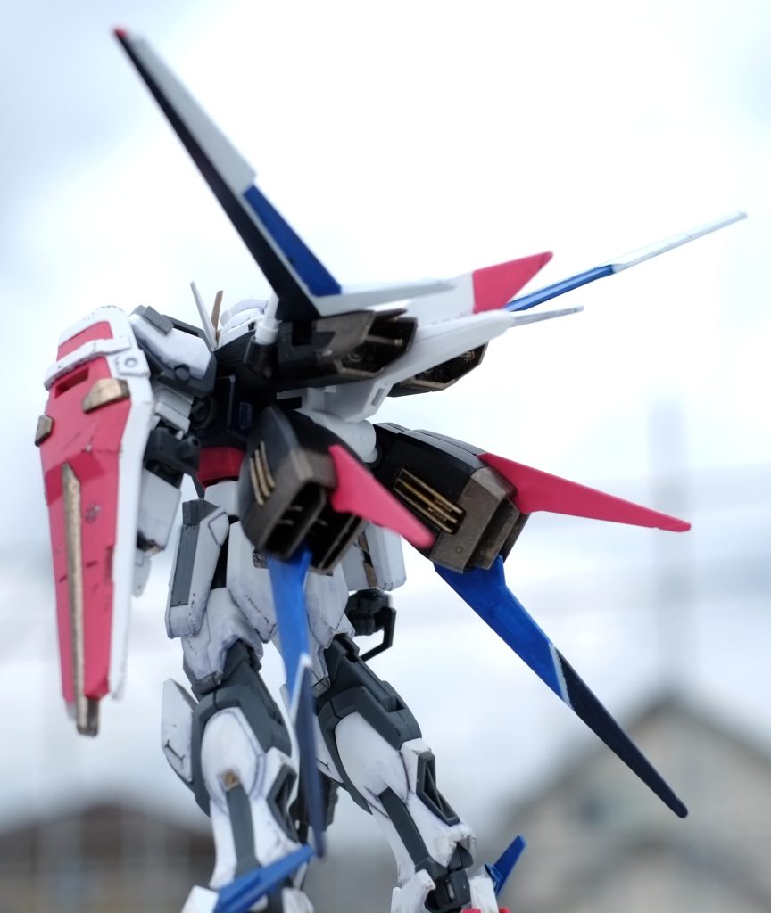 黄色は個人的にあんまりなので暗めのゴールドにしたらいい感じになったような気がする。まぁ、個人の好みです。