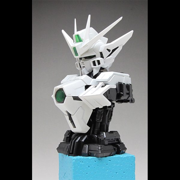 メカニカルバスト、クリア外装の再生利用。