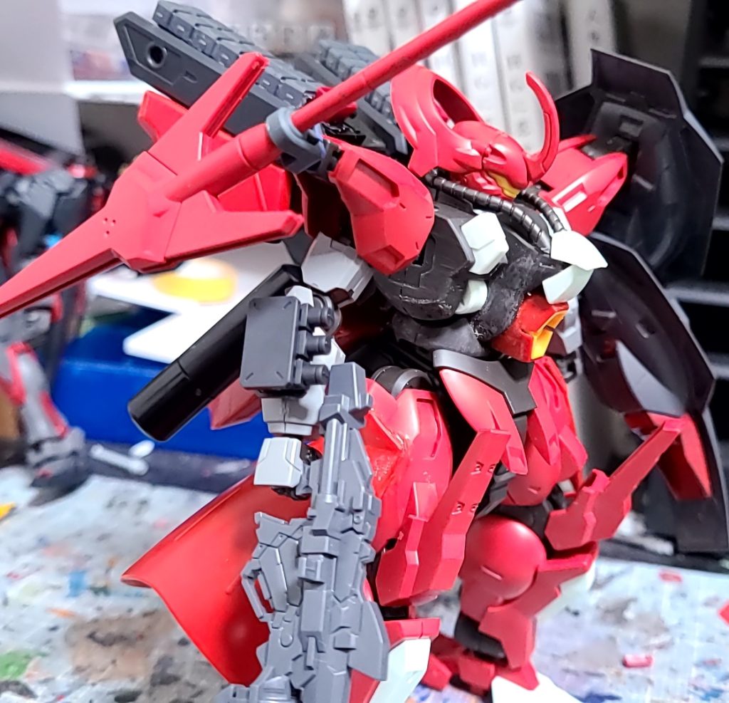 素体自体は三ヶ月前に完成してたんですがスタレとモンハンが楽しすぎてそこから一切塗装してませんでした(殴