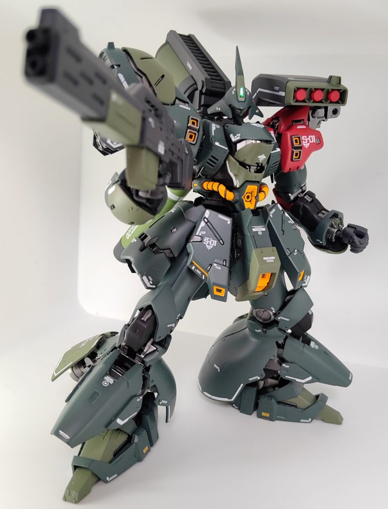 RGサザビー–4枚目/制作者：nisetora2001