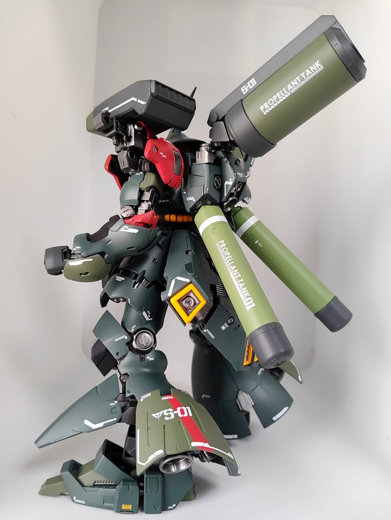 RGサザビー–5枚目/制作者：nisetora2001