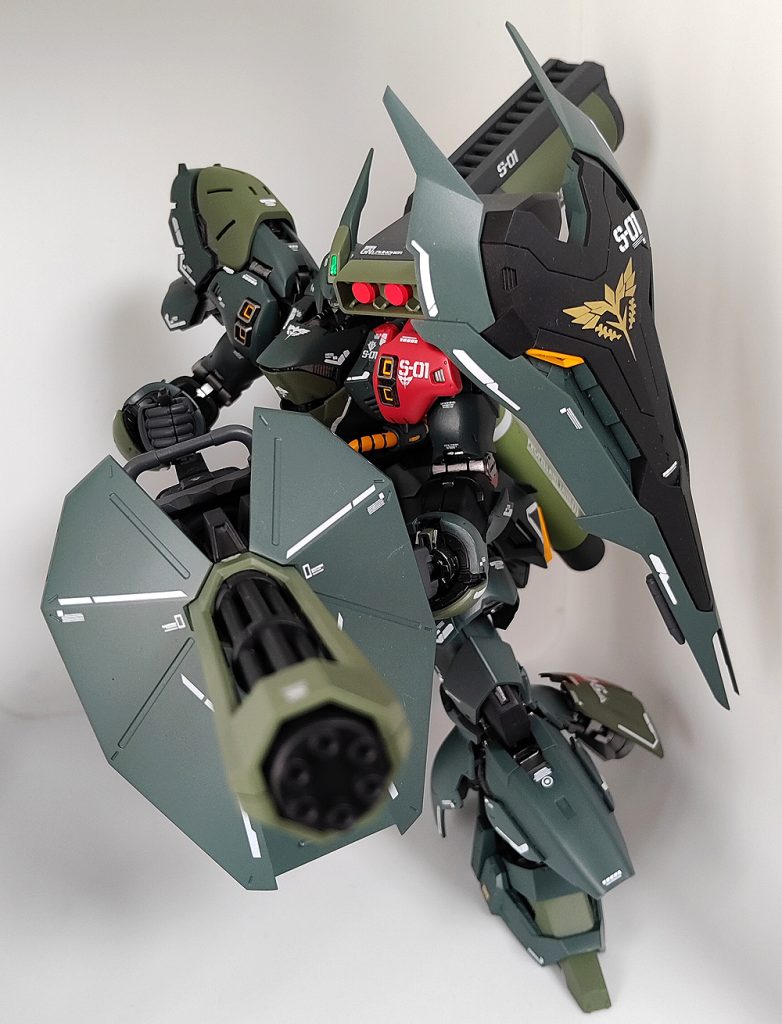 RGサザビー–4枚目/制作者：nisetora2001