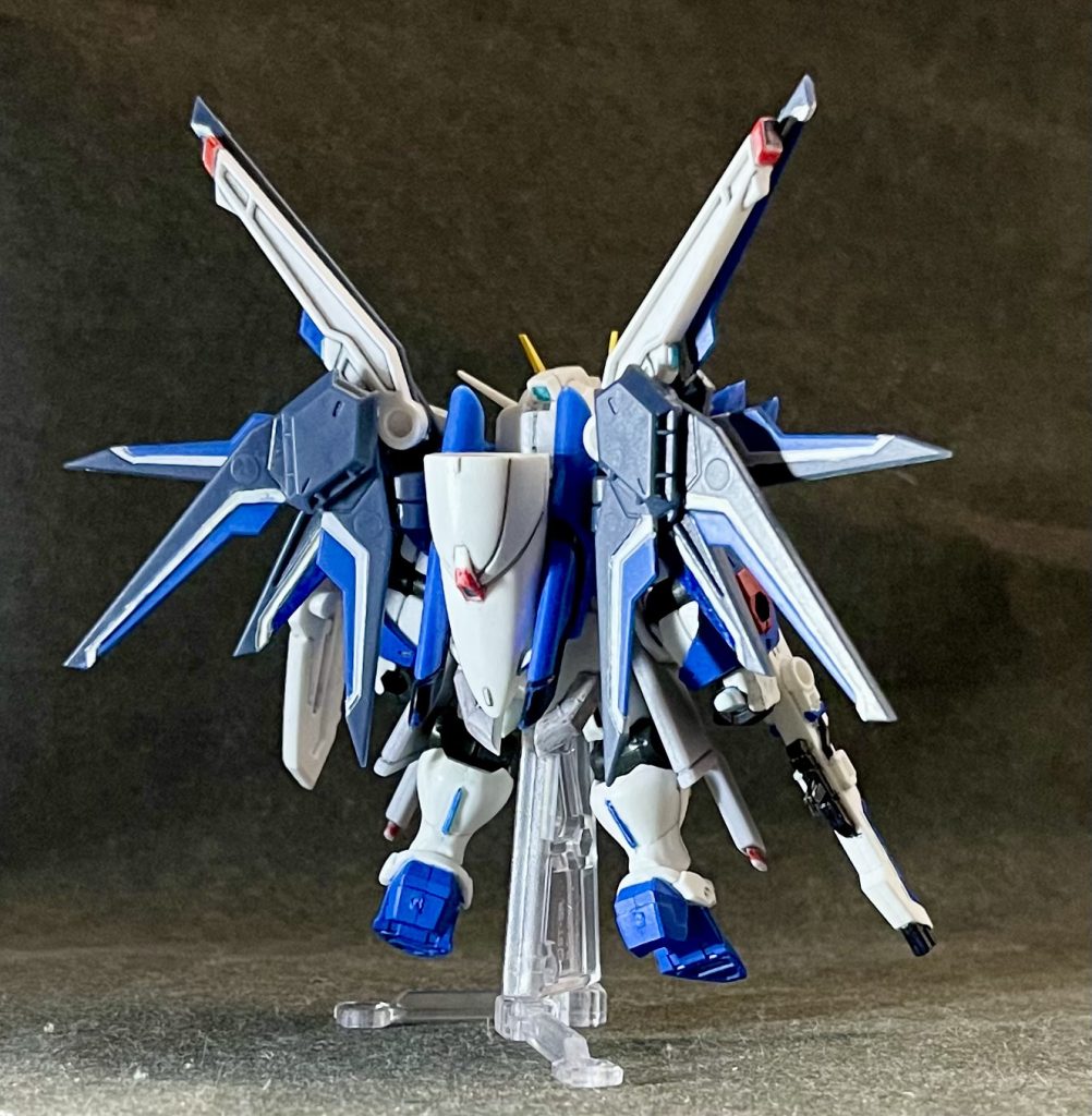 ハイマットモードリアこのサイズで全ての羽が独立可動する構造になってるっていうのがほんと凄い。ポロリしやすいのが難点だけど…