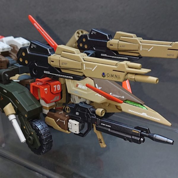 クアッドストライク