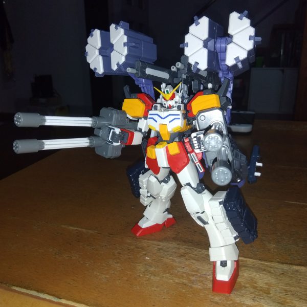 ３体完成デス(gundam-kao2)塗装待ちデス(gundam-kao9)（4枚目）