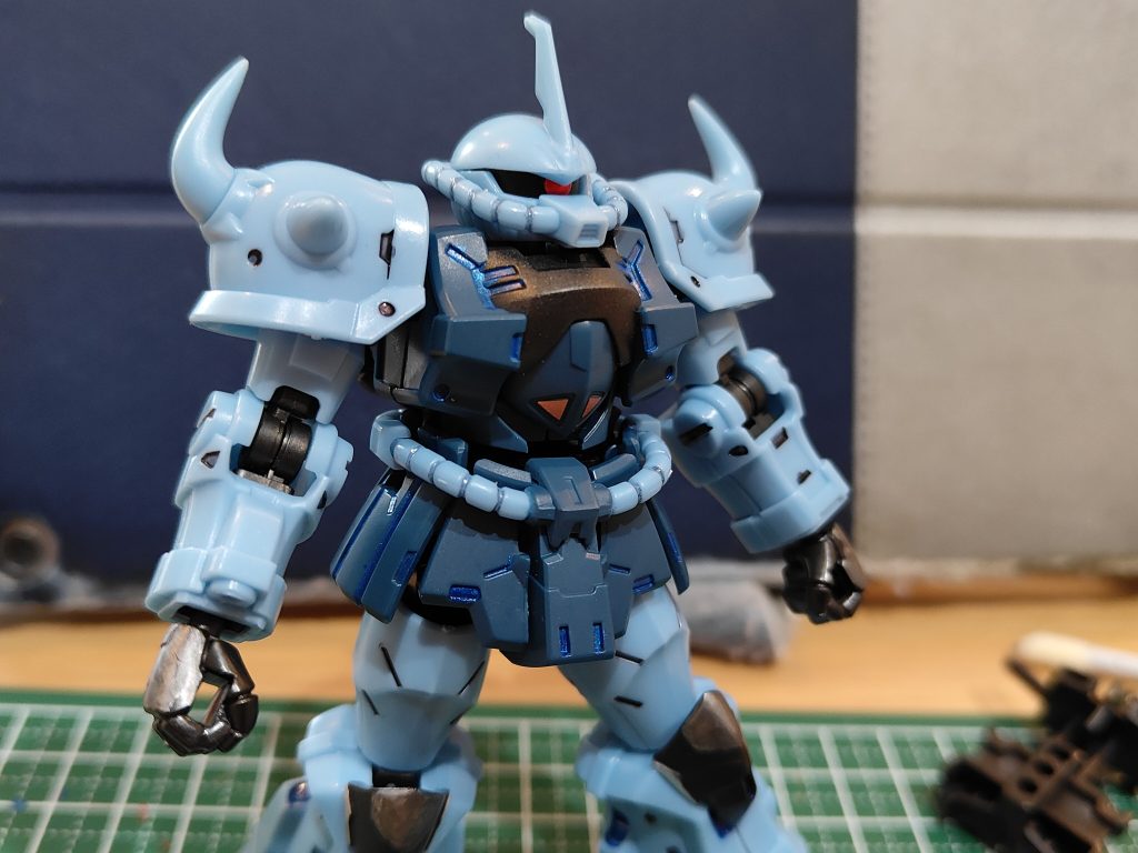 墨入れと部分的にブルーメタリック入れてみた