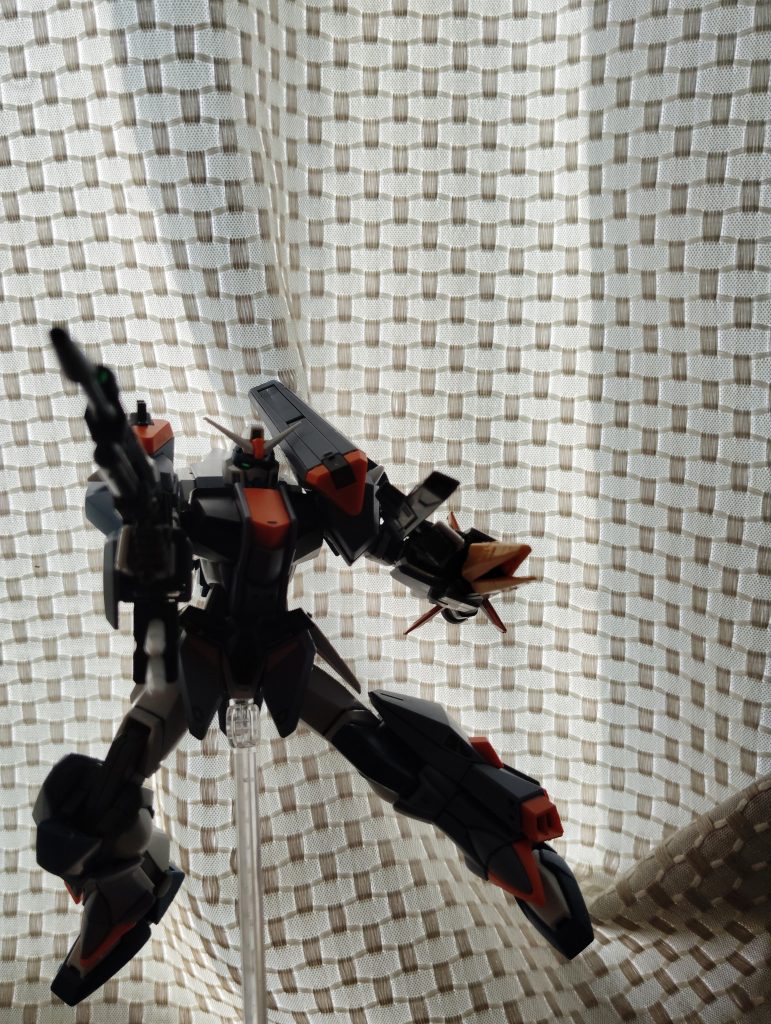 お馴染みフルバースト!!やっぱこれないとデュエルって感じしないっすよね。もうちょいセンス磨いていい写真取れるようにしないとですが。