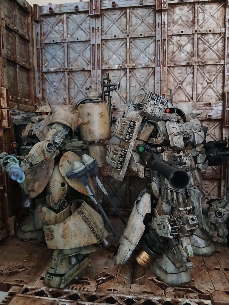 アムロも逃げ出す2ショット