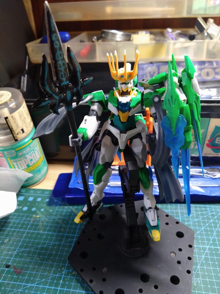 槍が完成し、陛下のドレスのイメージを掴んでいる最中です。足も延長しています。