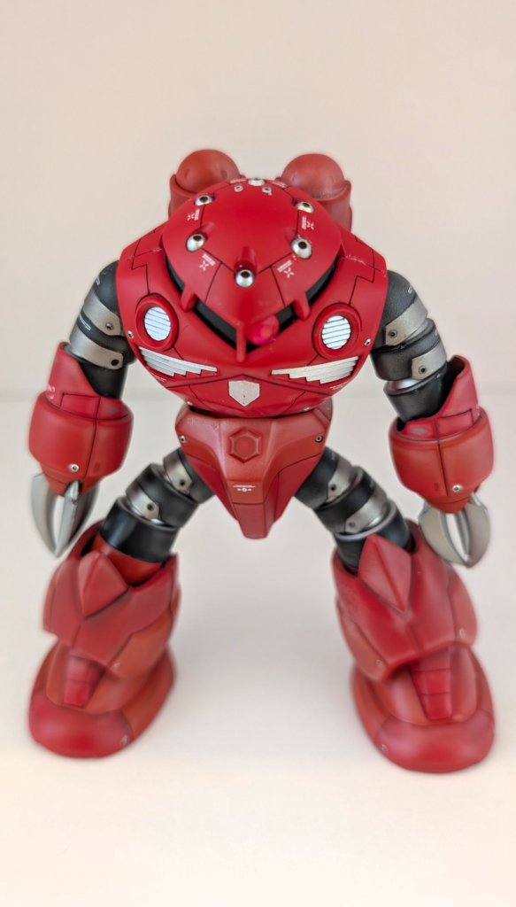 頭頂部はこんな感じ(zaku-kao4)デカールはあるもので。(gundam-kao10)