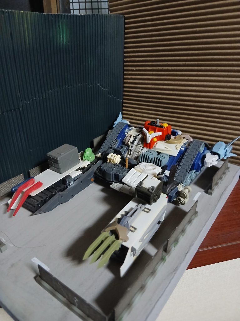 そんな飽きてきた貴方にサービスショット！？次回作？もう何年もこのままでホコリ被ってました。完成する日が来るのか？と言うことで、皆さんの反応次第です。期待されても困るけど…