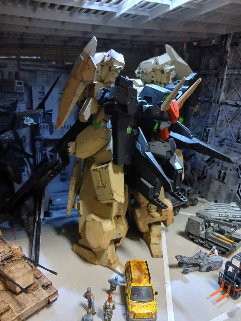 とげとげした背中