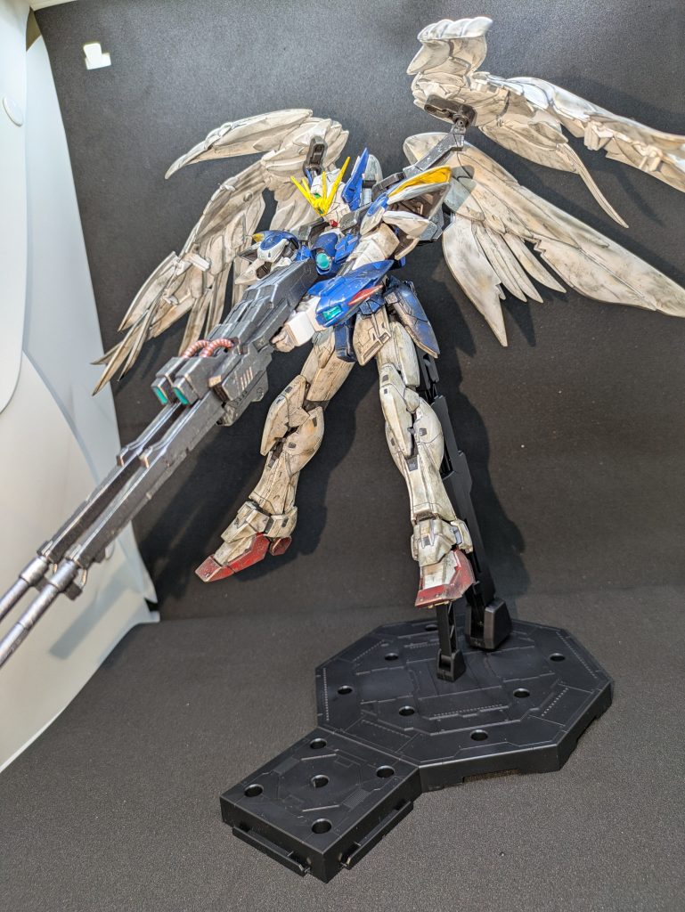 ウイングゼロといえばこのポーズですよね。 