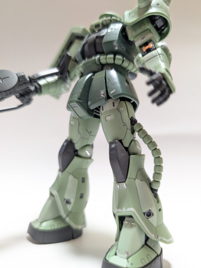 RG量産型ザク–5枚目/制作者：ガラピコ