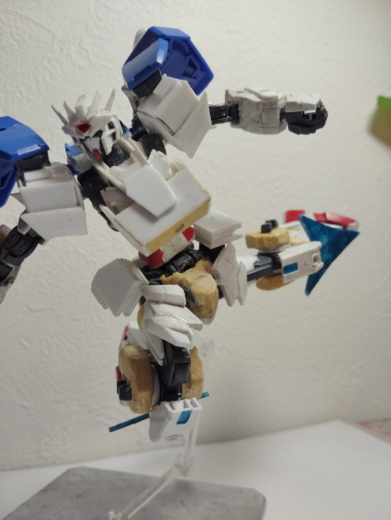 脚部ビームフィールド発生装置ダブルオースカイのようなキックが可能