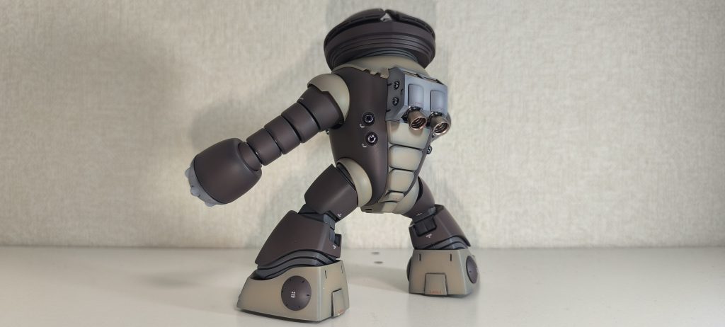 バーニアは軽く青・黄・赤でグラデーションをかけました。