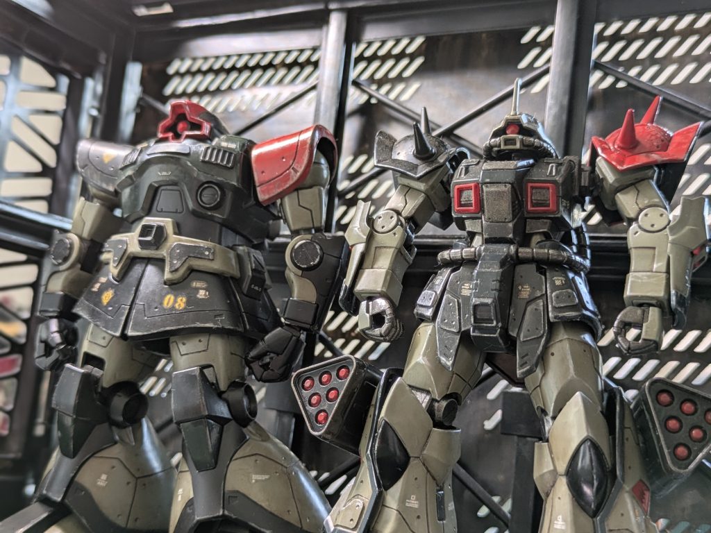 前作イフリートに使用した塗料を使い、今流行りのMAV作りました。(gundam-kao6)(zaku-kao5)マッシュは何処行っちゃったんでしょうか…?(zaku-kao1)