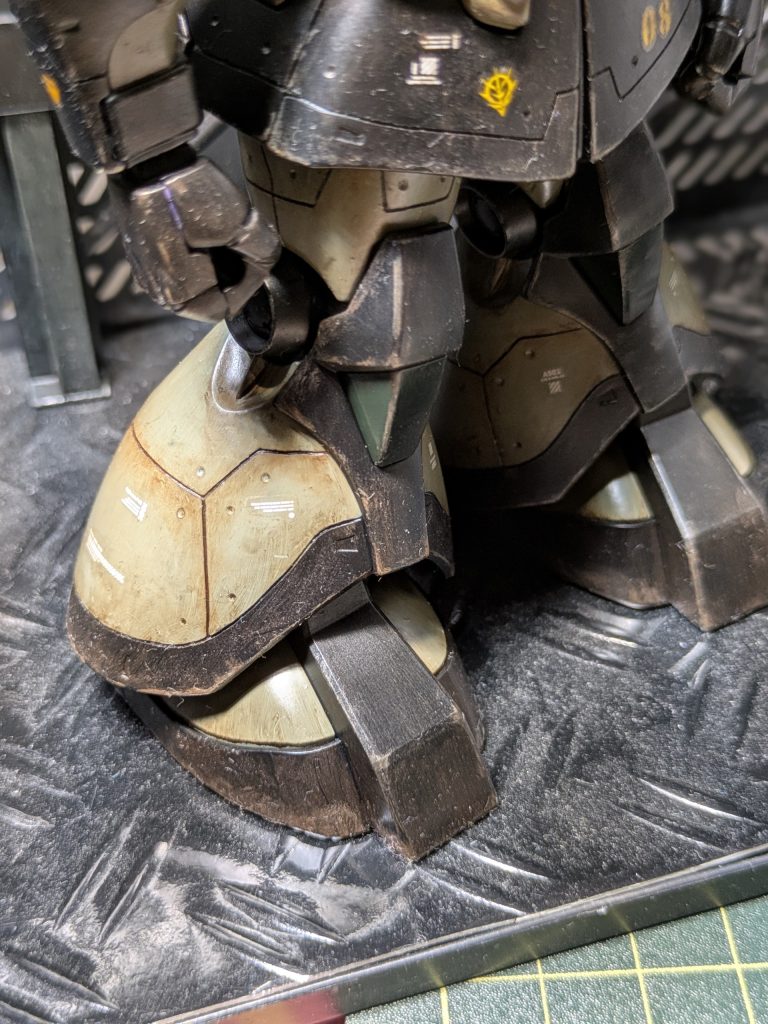 今回は土埃、パネルの境目等の錆びつき感を出したいなぁ〜と思い、試行錯誤しました。🤔自分では、まずまずの出来ではないかと満足しています。😁