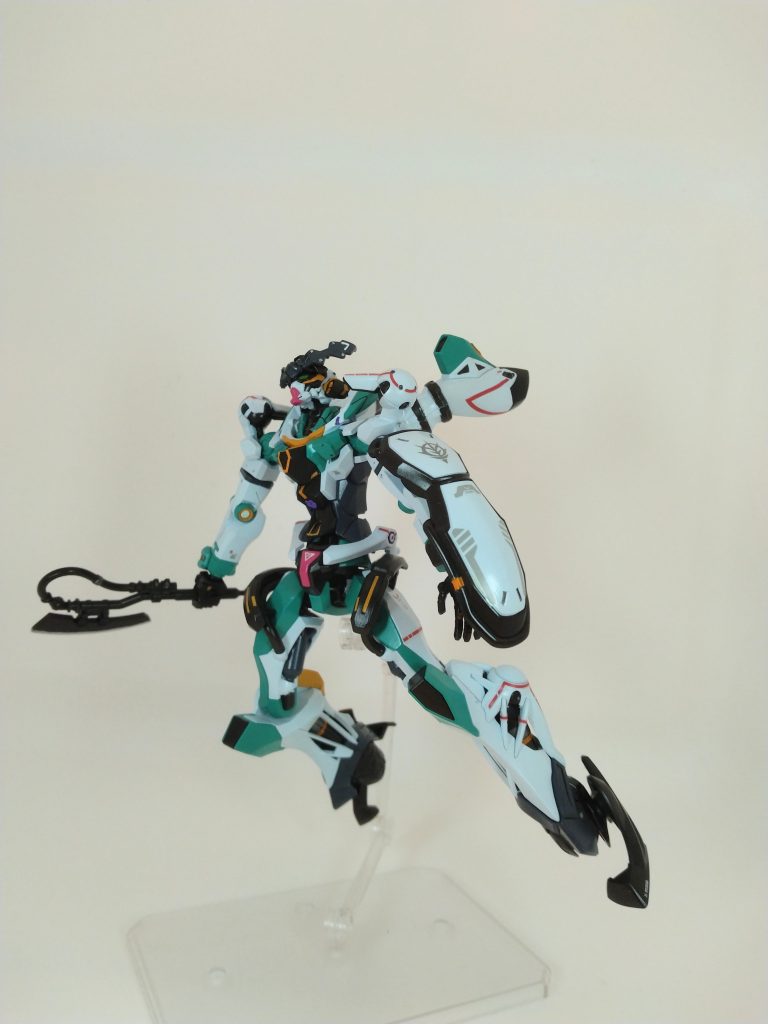 箱絵風。このキット可動域がとんでもなくて、今まで出来なかったポージングが色々楽しめます。