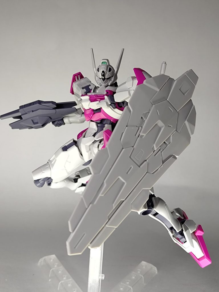 エアリアルの箱絵風に素組みと比較。こーゆーのを見比べると達成感が湧きます!