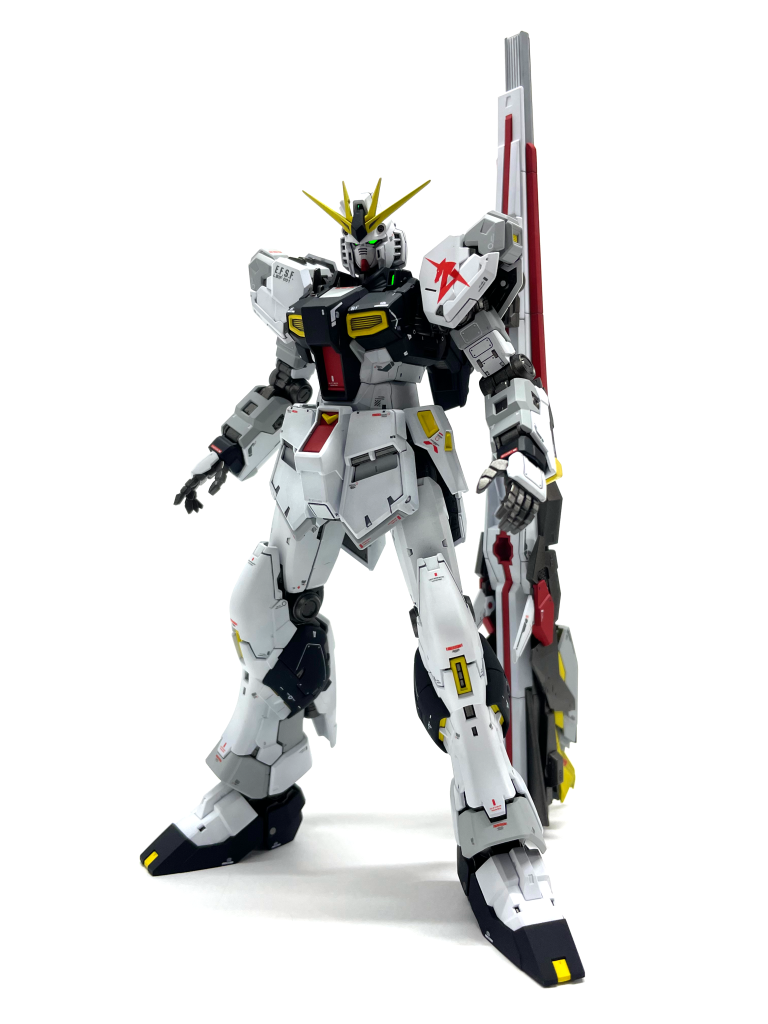 フロントショット立像の立ち方けっこう好きですデカールも福岡のものではなく本家のに寄せてます(型のエンブレムがaじゃなく一角獣モチーフで間違ってるのは、やらかしポイントです)